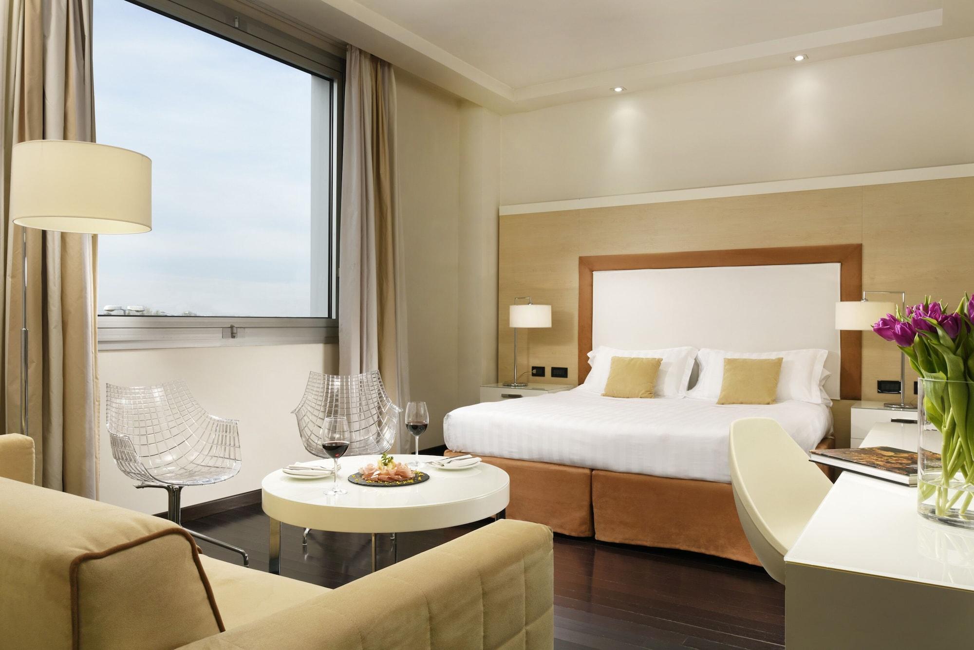 Hotel La Favorita Mantova Esterno foto